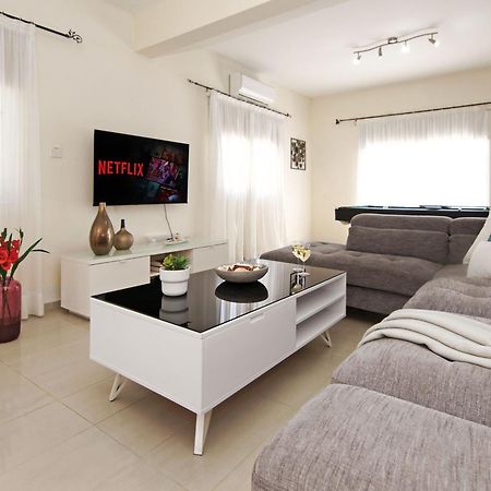 Nissi Adamite Villa Ajía Nápa Kültér fotó